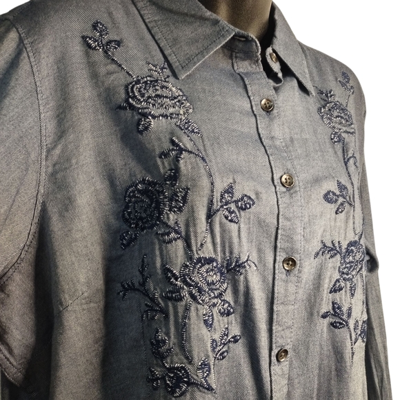 Ariat Shirt Women's Gray Embroidered Floral Button Down Shirt Size XL/TG - Picture 6 of 13